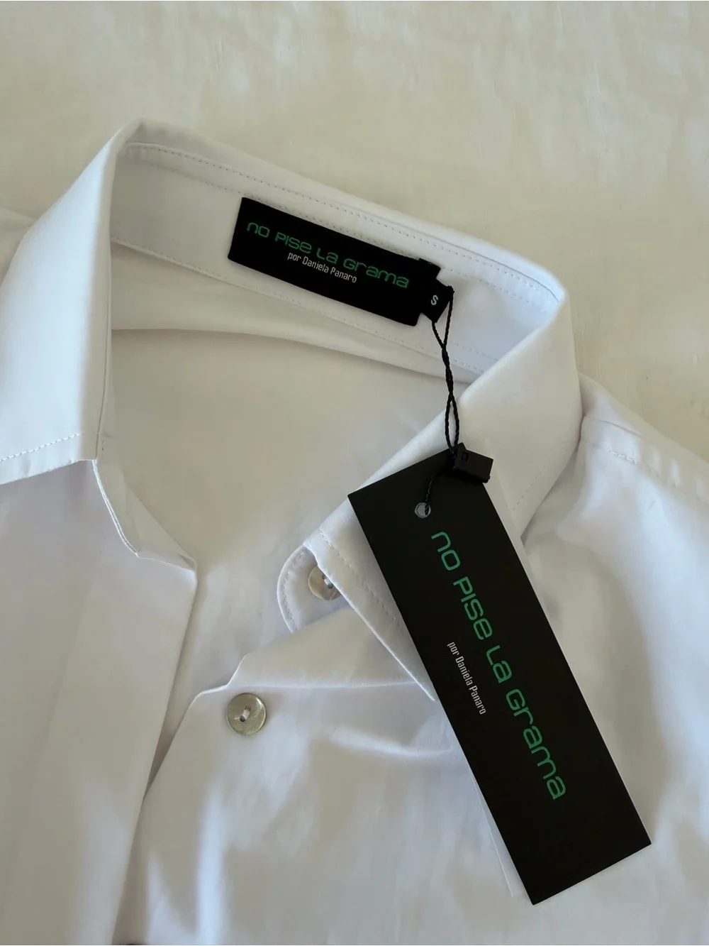 No Pise La Grama La Sabana Shirt, size S, NWT - Picture 5 of 9
